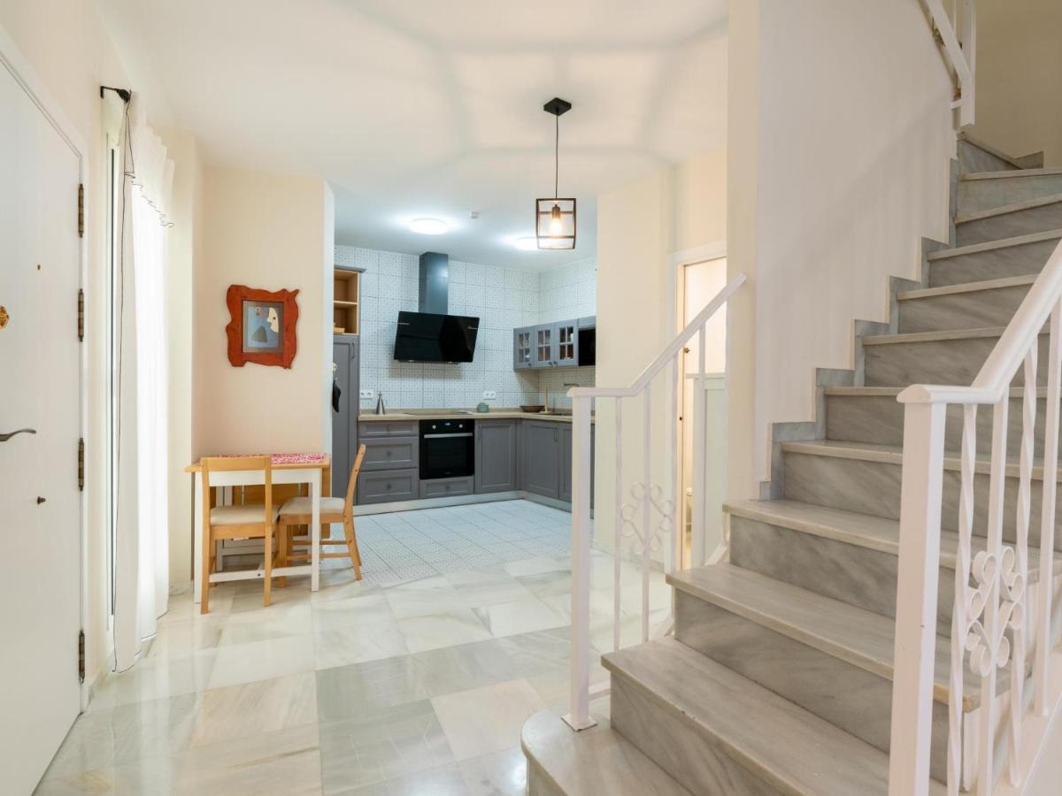Holi-Rent Penthouse Penuelas เซบีญา ภายนอก รูปภาพ