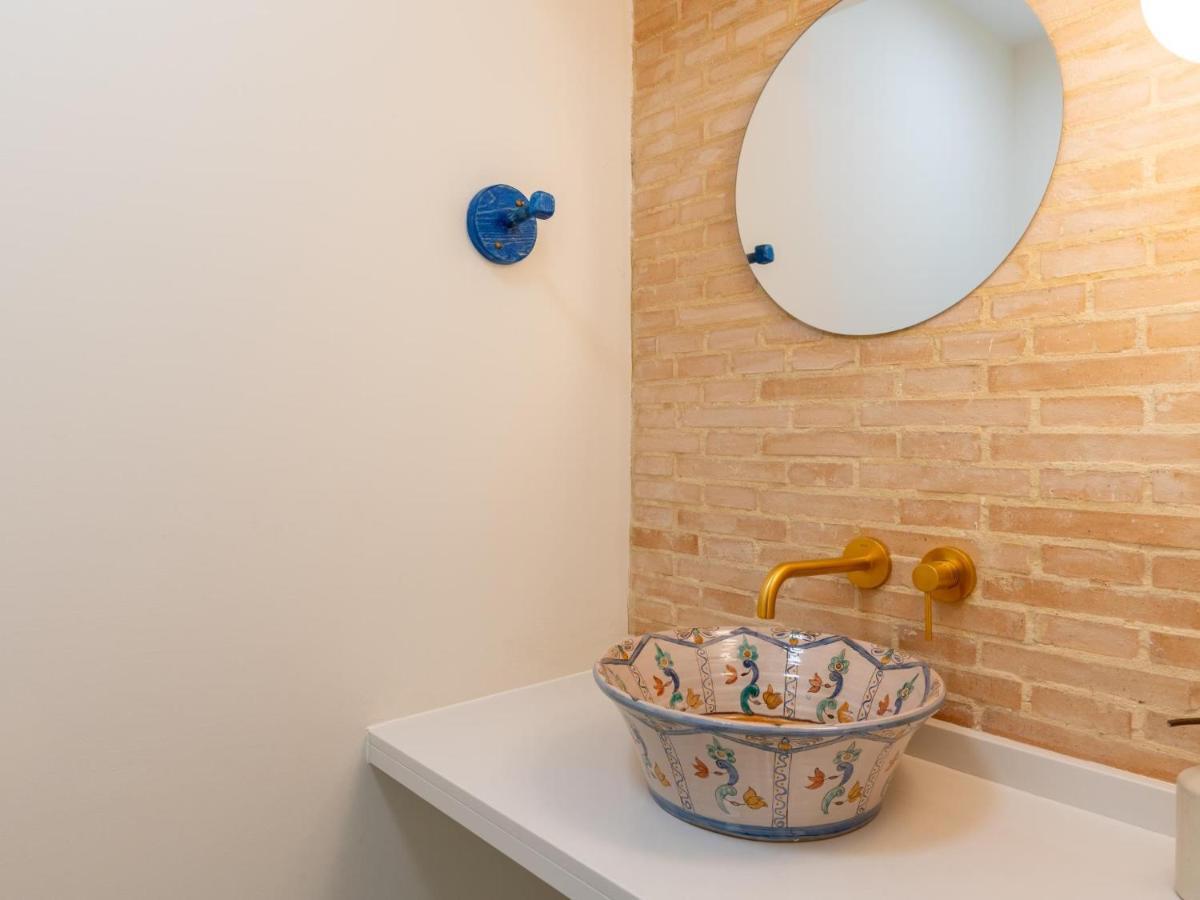 Holi-Rent Penthouse Penuelas เซบีญา ภายนอก รูปภาพ